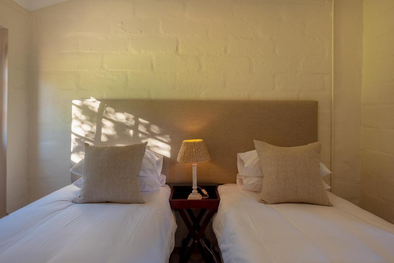 Honeyrock Cottages Kleinmond Extérieur photo