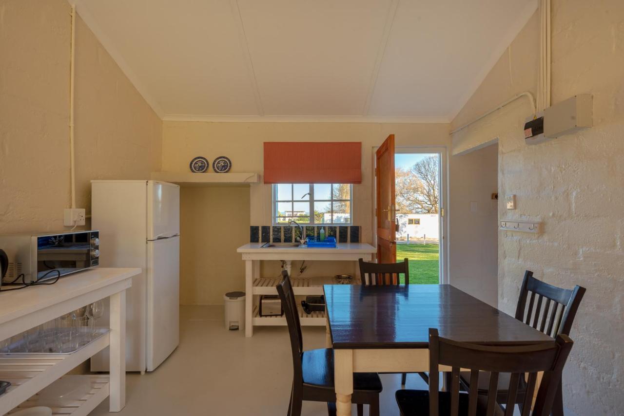 Honeyrock Cottages Kleinmond Extérieur photo